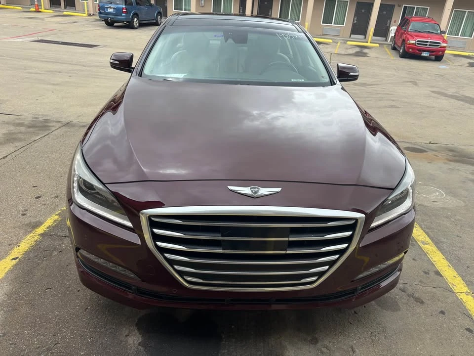 2016 Hyundai Genesis - Image 13 of 16