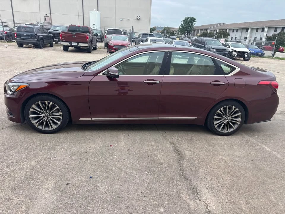 2016 Hyundai Genesis - Image 10 of 16