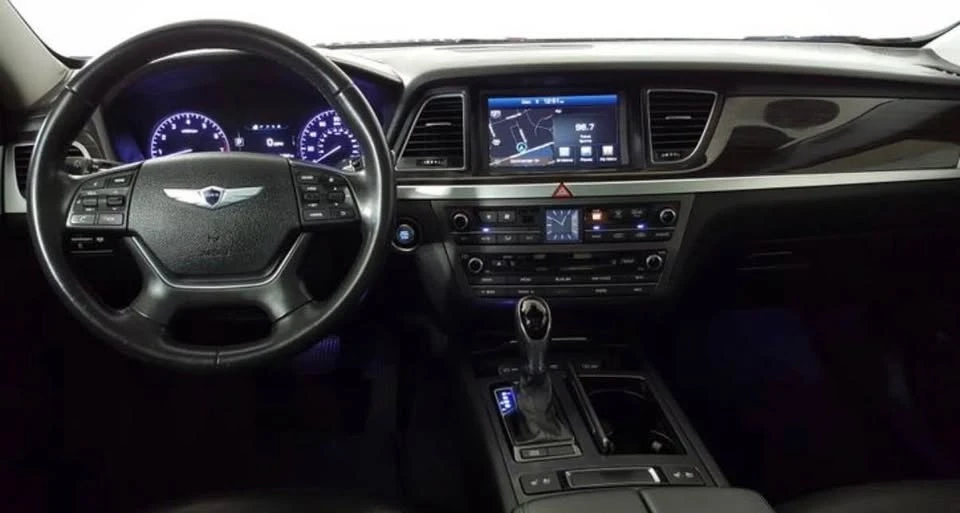 2016 Hyundai Genesis - Image 4 of 6