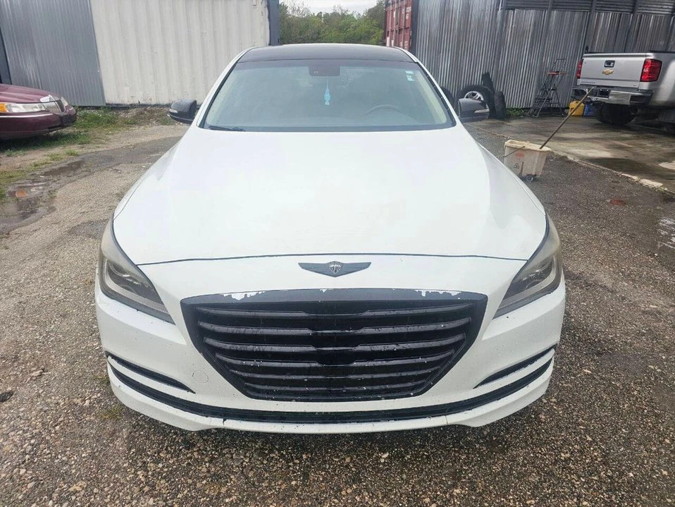 2016 Hyundai Genesis - Image 9 of 15