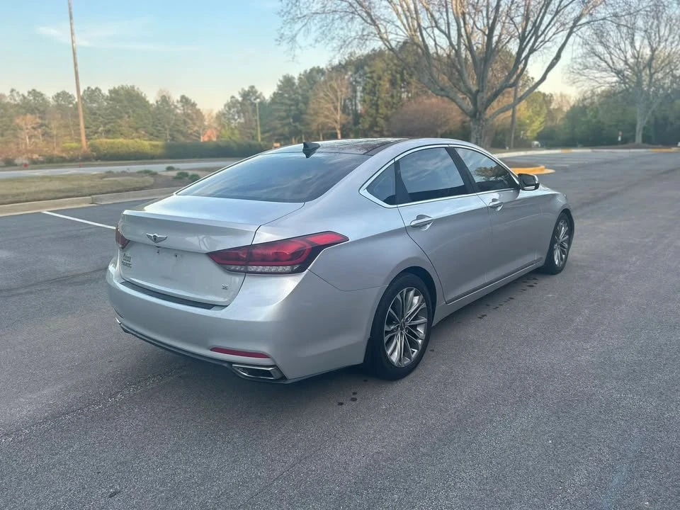 2016 Hyundai Genesis - Image 4 of 15
