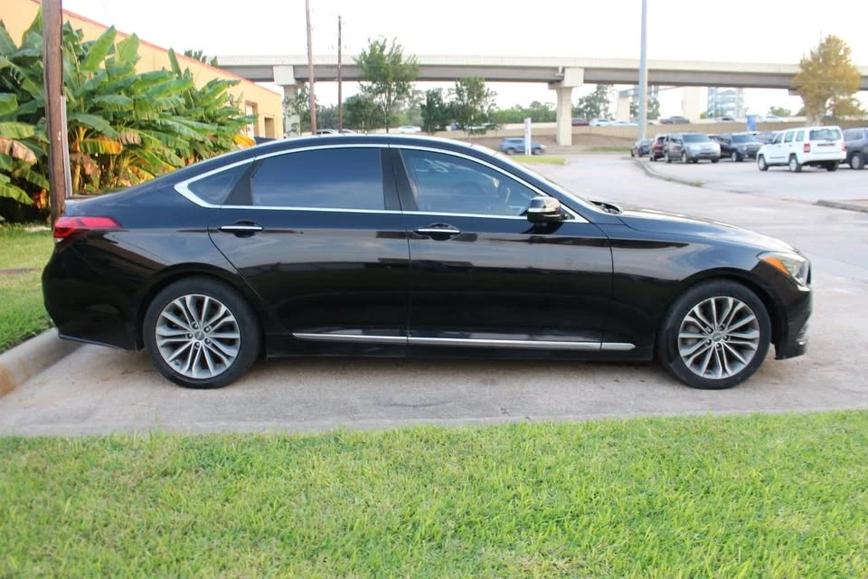 2016 Hyundai Genesis - Image 4 of 20