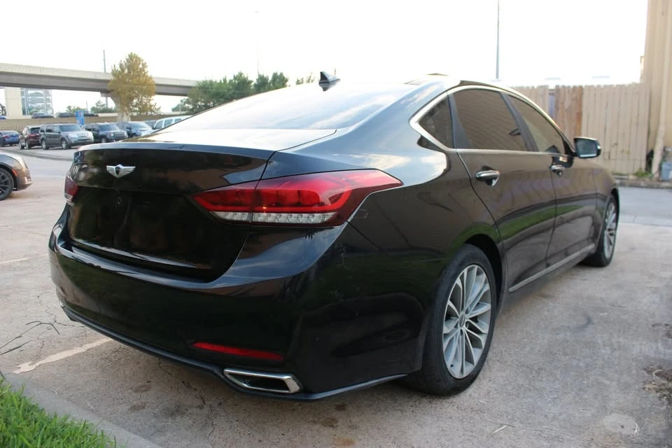 2016 Hyundai Genesis - Image 5 of 20