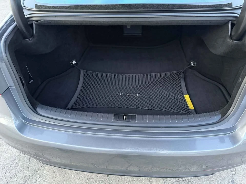 2016 Hyundai Genesis - Image 8 of 15