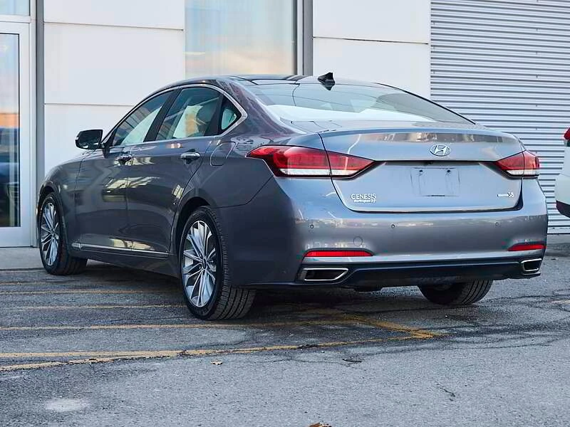 2016 Hyundai Genesis - Image 8 of 14
