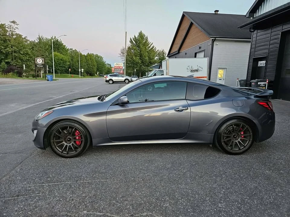 2016 Hyundai Genesis Coupe - Image 2 of 20