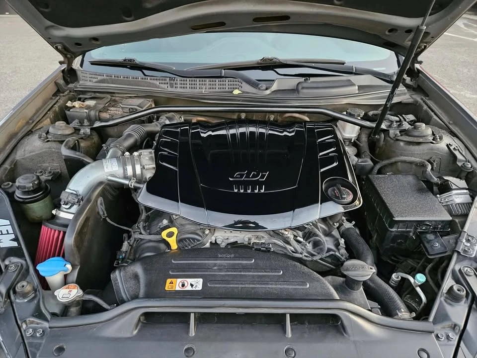 2016 Hyundai Genesis Coupe - Image 9 of 20