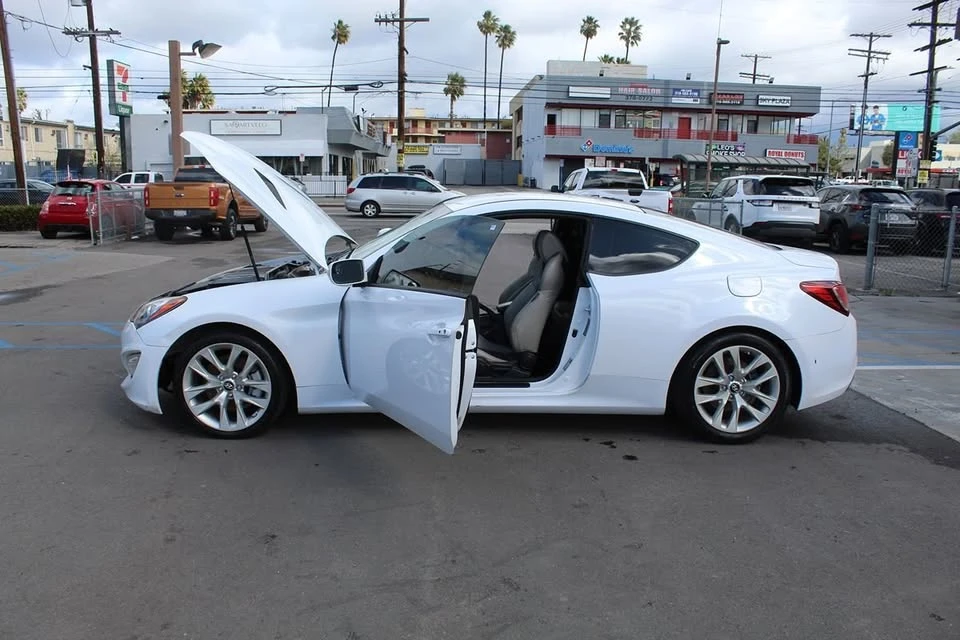 2016 Hyundai Genesis Coupe - Image 20 of 20