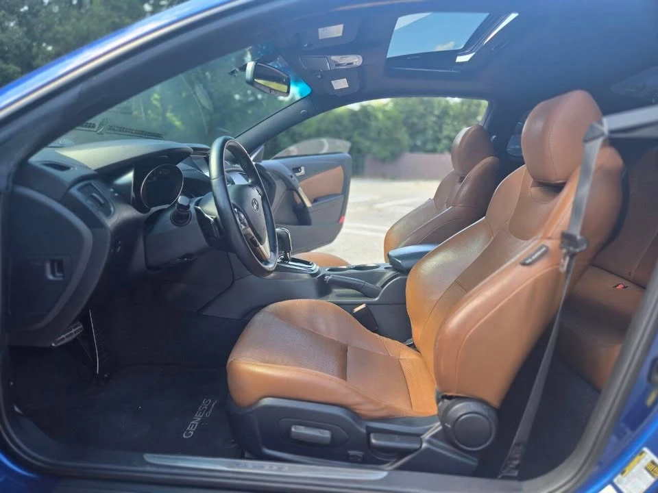 2016 Hyundai Genesis Coupe - Image 12 of 20