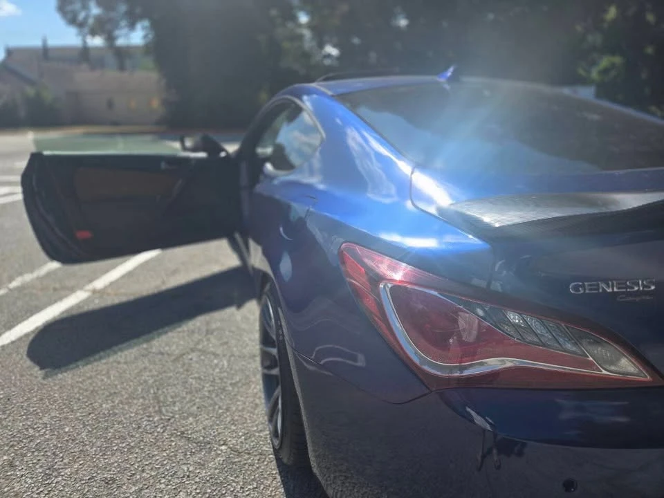 2016 Hyundai Genesis Coupe - Image 9 of 20