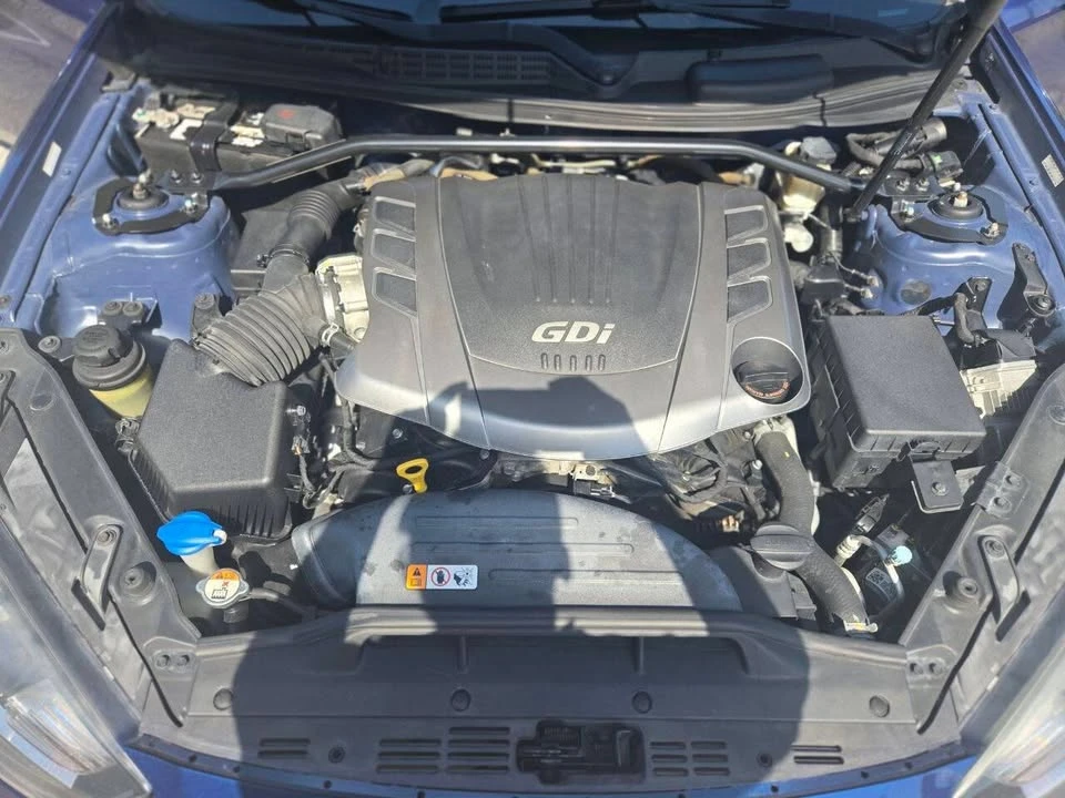 2016 Hyundai Genesis Coupe - Image 17 of 20