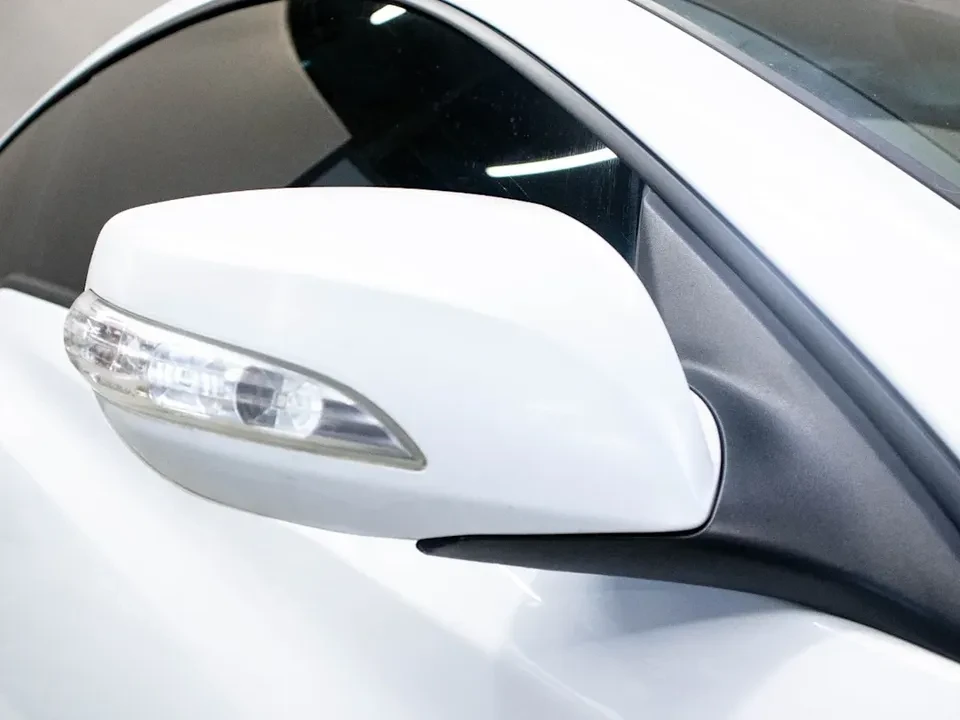 2016 Hyundai Genesis Coupe - Image 4 of 12