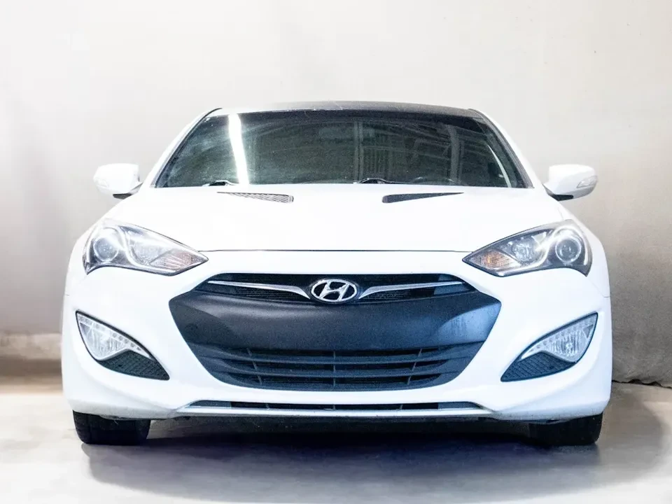 2016 Hyundai Genesis Coupe - Image 2 of 12