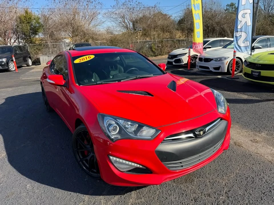2016 Hyundai Genesis Coupe - Image 2 of 20