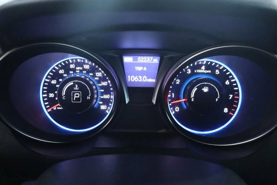 2016 Hyundai Genesis Coupe - Image 17 of 20