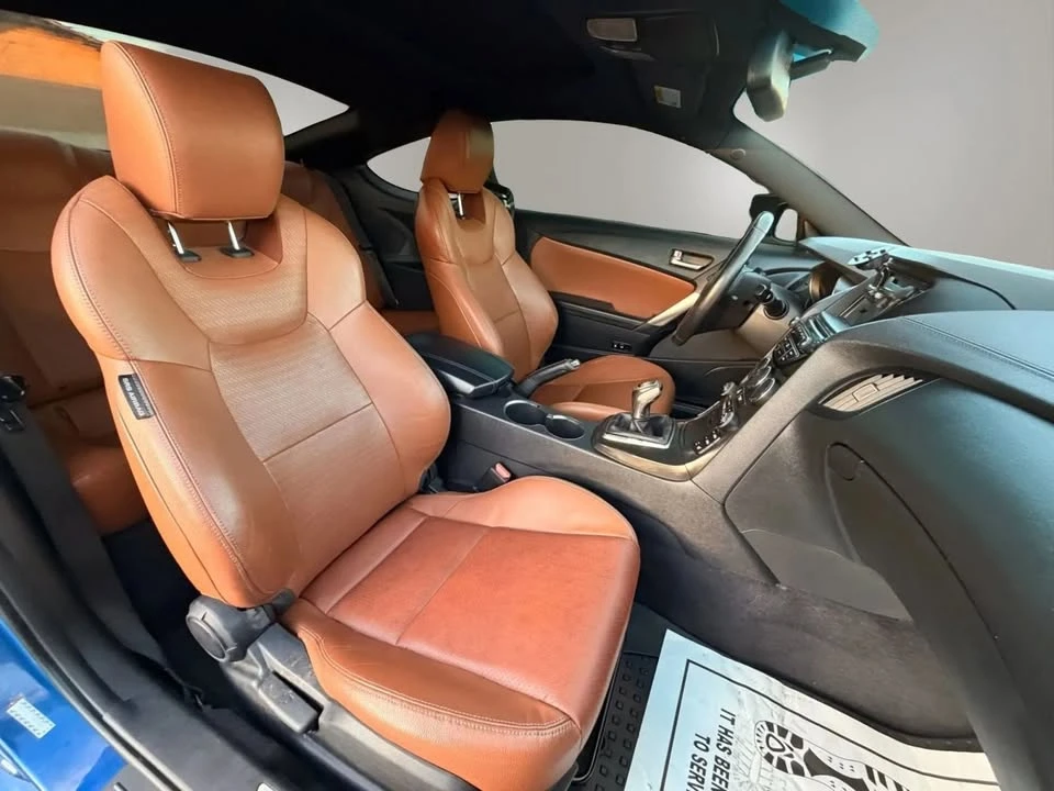 2016 Hyundai Genesis Coupe - Image 19 of 20