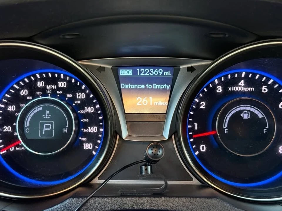 2016 Hyundai Genesis Coupe - Image 16 of 20