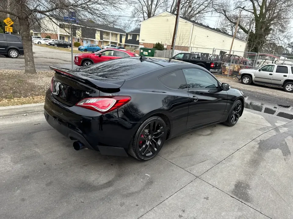 2016 Hyundai Genesis Coupe - Image 3 of 16