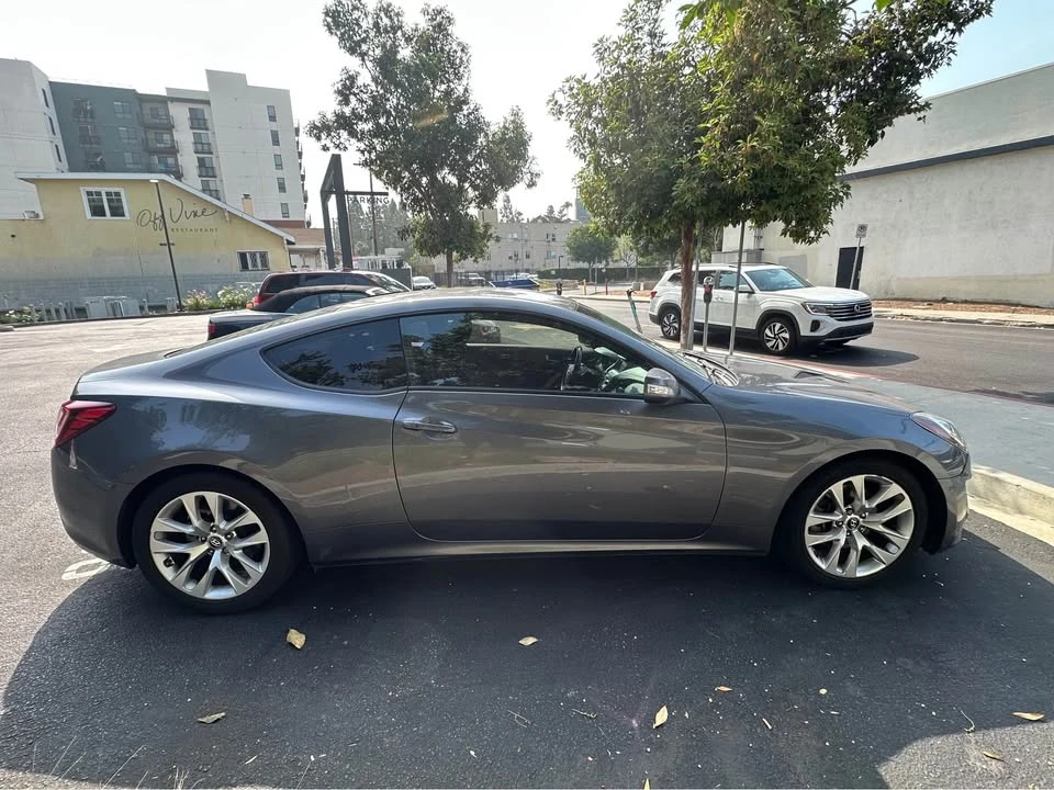 2016 Hyundai Genesis Coupe - Image 3 of 12