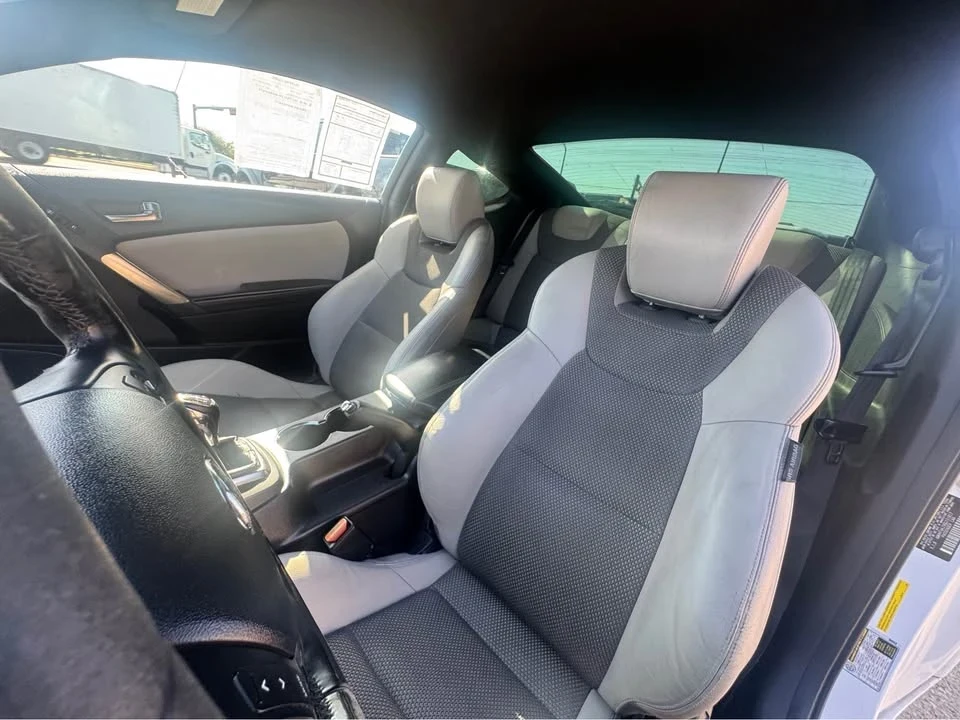 2016 Hyundai Genesis Coupe - Image 6 of 6