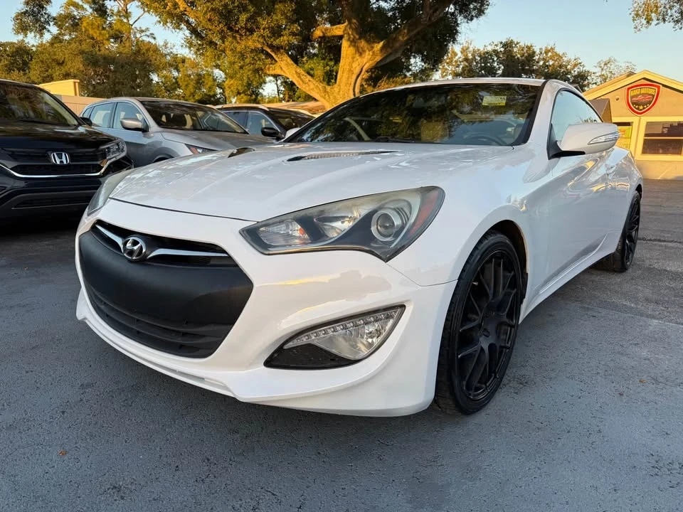 2016 Hyundai Genesis Coupe - Image 3 of 10