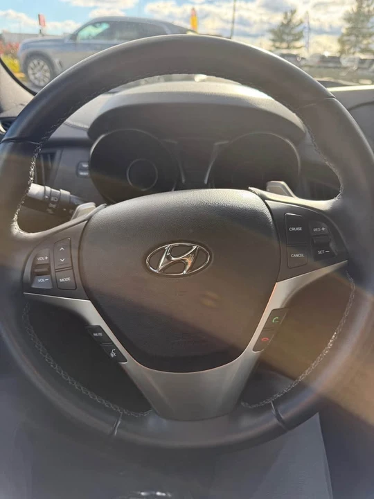 2016 Hyundai Genesis Coupe - Image 7 of 12