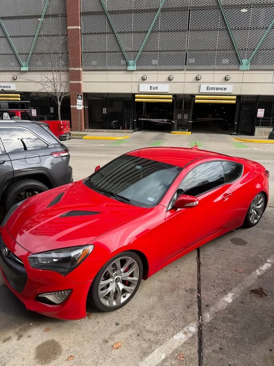 2016 Hyundai Genesis Coupe - Image 3 of 11