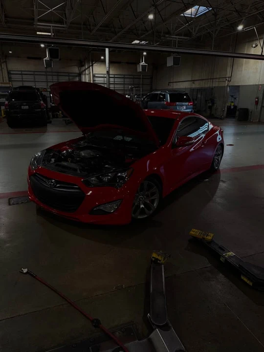 2016 Hyundai Genesis Coupe - Image 4 of 11