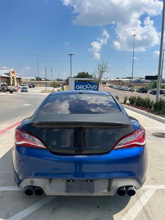 2016 Hyundai Genesis Coupe - Image 2 of 8