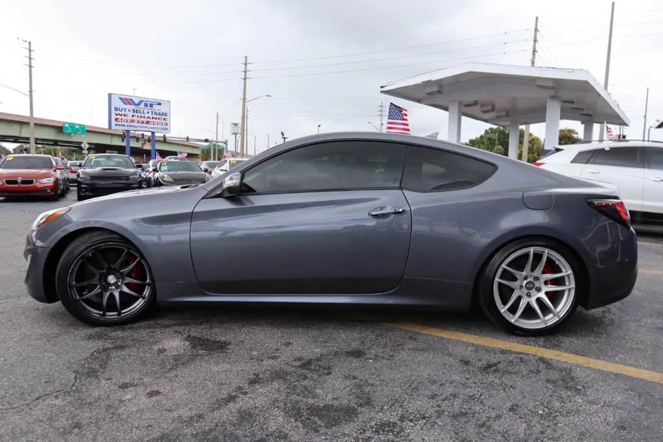 2016 Hyundai Genesis Coupe - Image 4 of 9