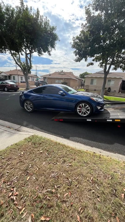 2016 Hyundai Genesis Coupe - Image 4 of 5