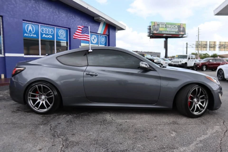 2016 Hyundai Genesis Coupe - Image 3 of 9