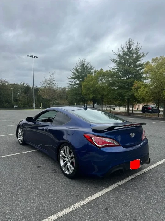 2016 Hyundai Genesis Coupe - Image 4 of 14