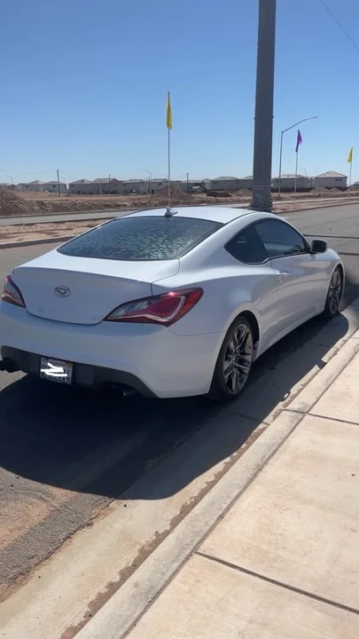 2016 Hyundai Genesis Coupe - Image 3 of 12