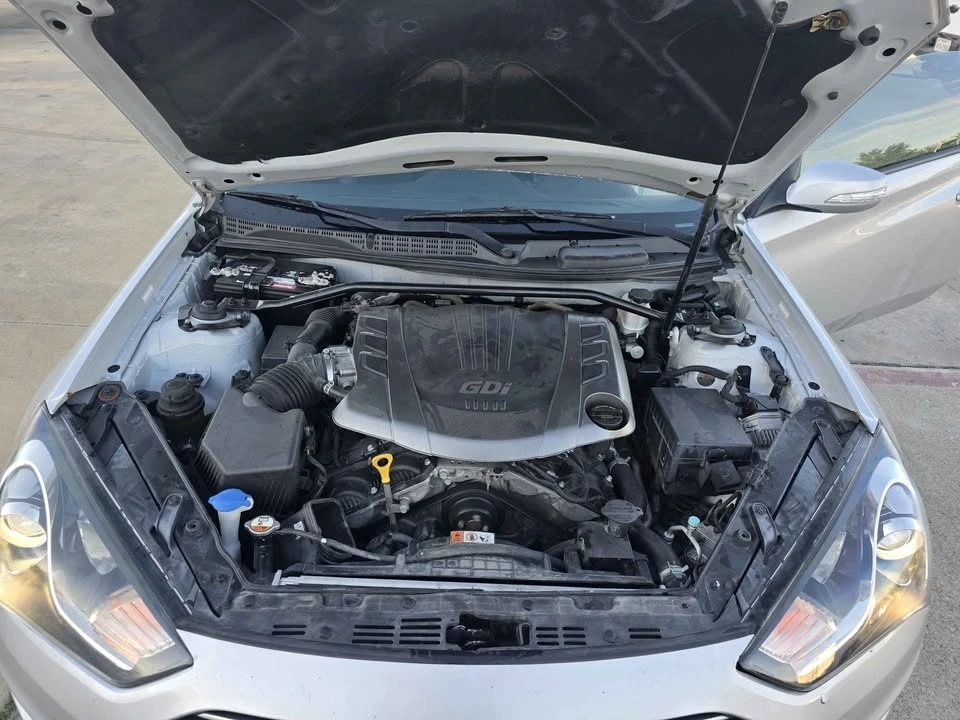 2016 Hyundai Genesis Coupe - Image 20 of 20