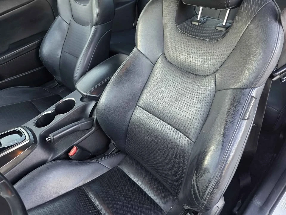 2016 Hyundai Genesis Coupe - Image 17 of 20