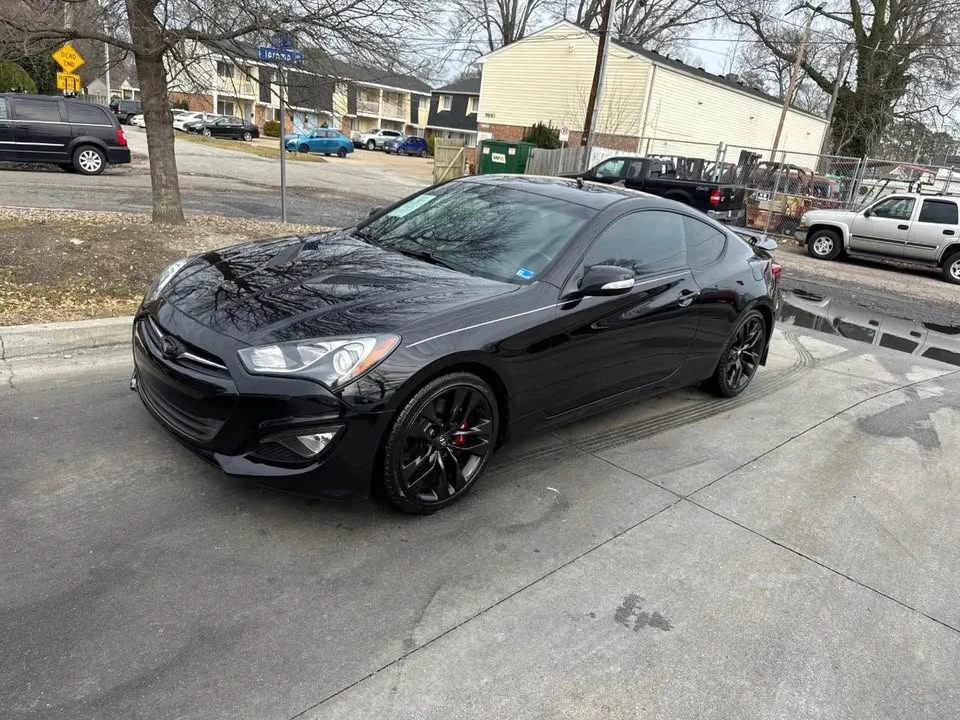 2016 Hyundai Genesis Coupe - Image 5 of 14