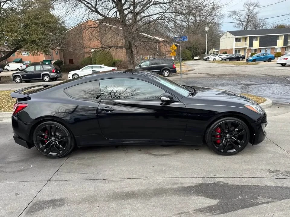 2016 Hyundai Genesis Coupe - Image 2 of 14