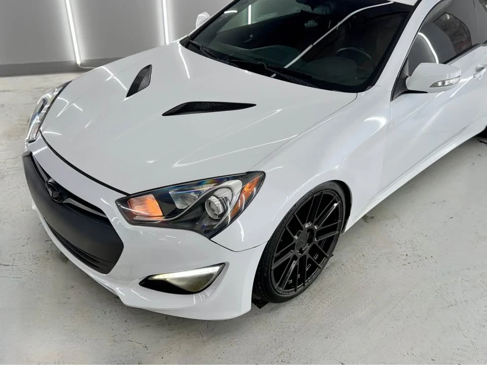 2016 Hyundai Genesis Coupe - Image 8 of 17