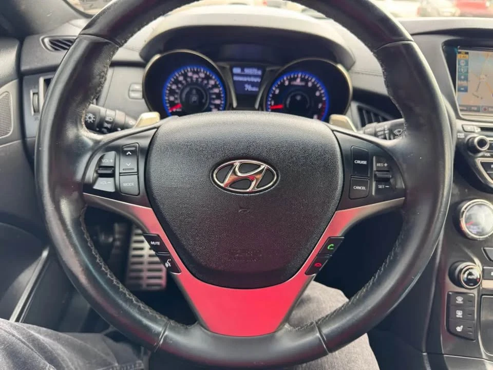 2016 Hyundai Genesis Coupe - Image 13 of 14