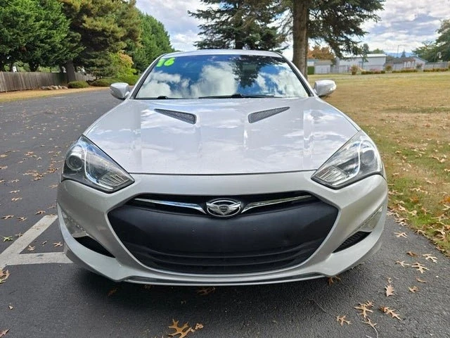 2016 Hyundai Genesis Coupe - Image 8 of 19