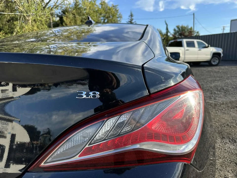 2016 Hyundai Genesis Coupe - Image 3 of 19