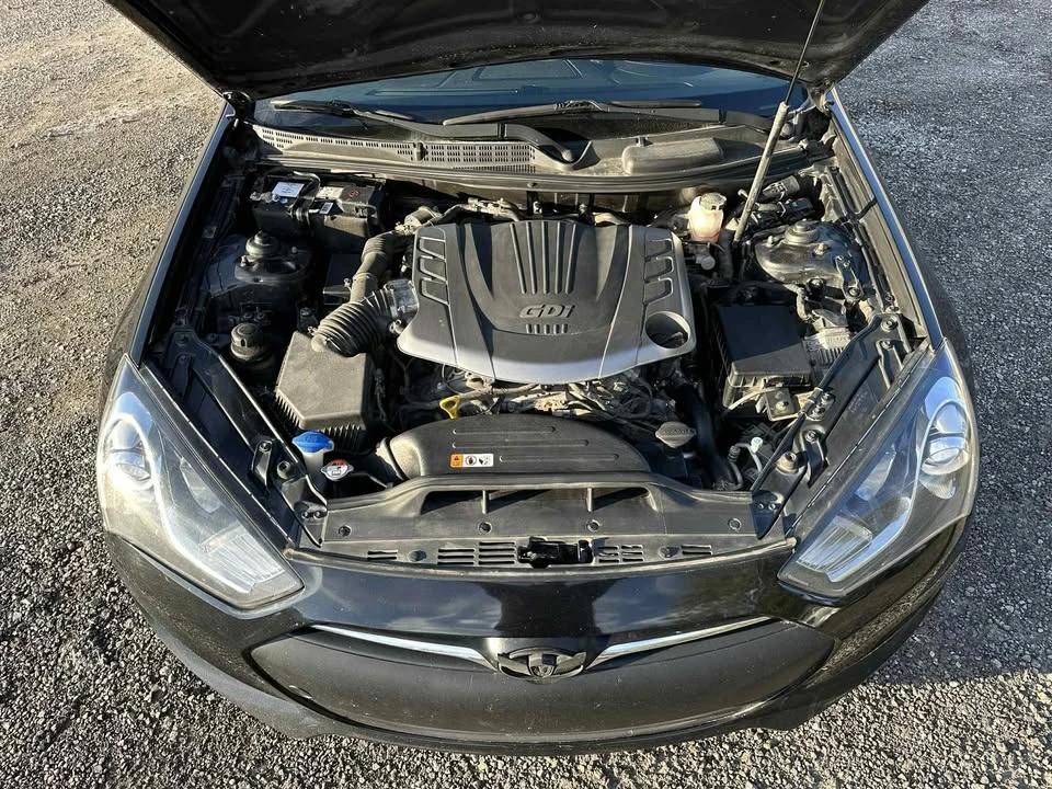 2016 Hyundai Genesis Coupe - Image 19 of 19