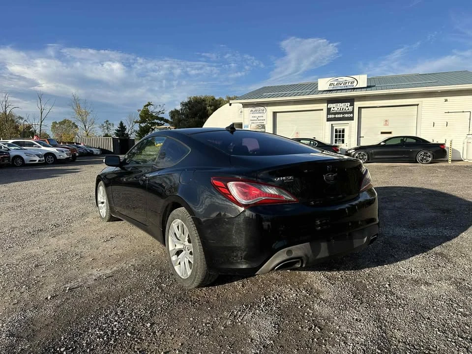 2016 Hyundai Genesis Coupe - Image 2 of 19