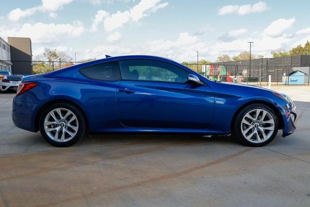 2016 Hyundai Genesis Coupe - Image 14 of 19