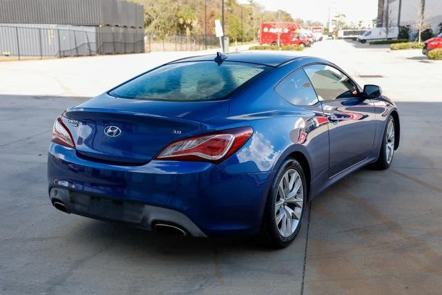 2016 Hyundai Genesis Coupe - Image 12 of 19