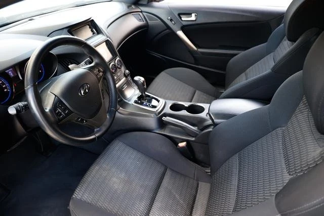 2016 Hyundai Genesis Coupe - Image 5 of 19