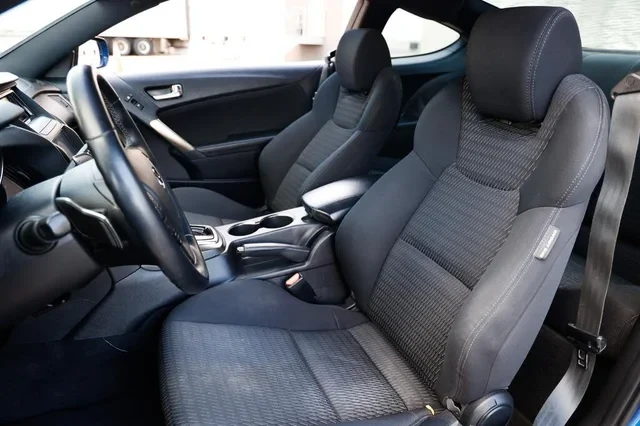 2016 Hyundai Genesis Coupe - Image 6 of 19