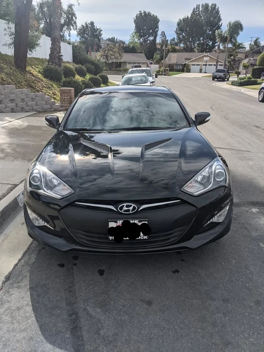2016 Hyundai Genesis Coupe - Image 2 of 20