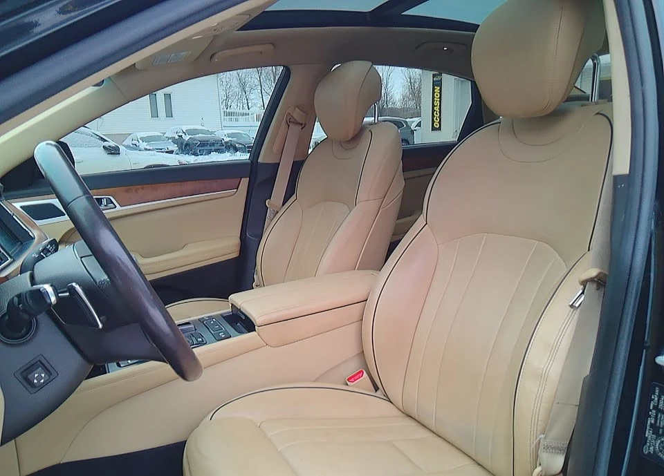 2016 Hyundai Genesis - Image 12 of 20